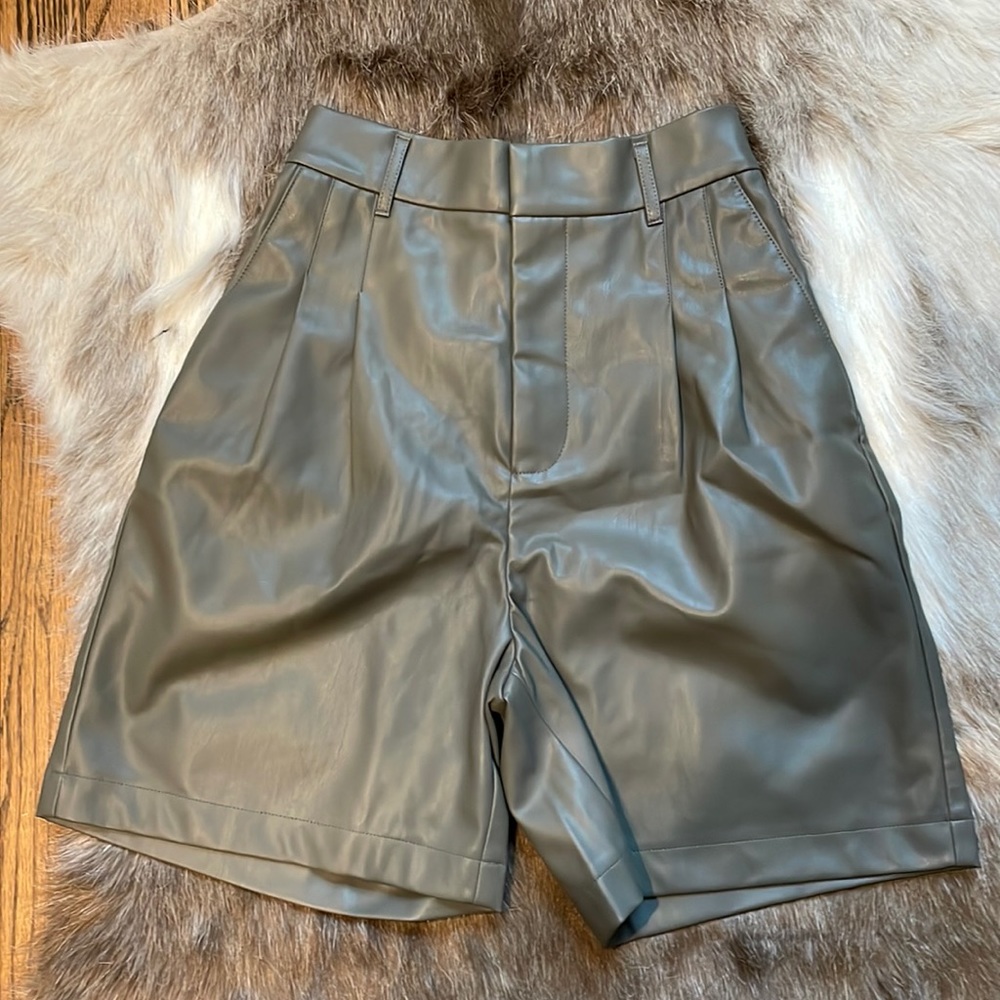BB Dakota NWT leather shorts $79